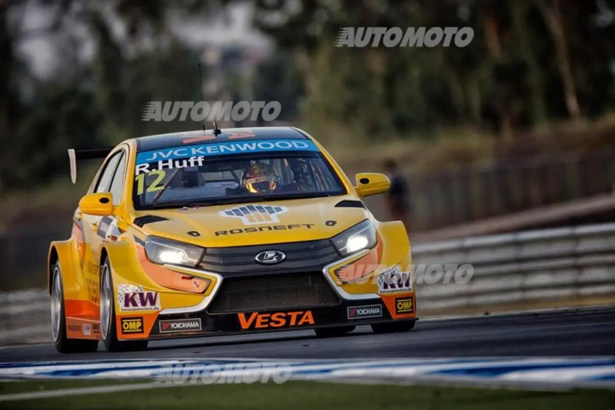 WTCC 2015, Thailandia: López campione del mondo per la seconda volta