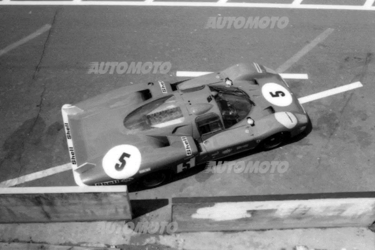 Steve McQueen: Una vita spericolata, passione Le Mans (3)