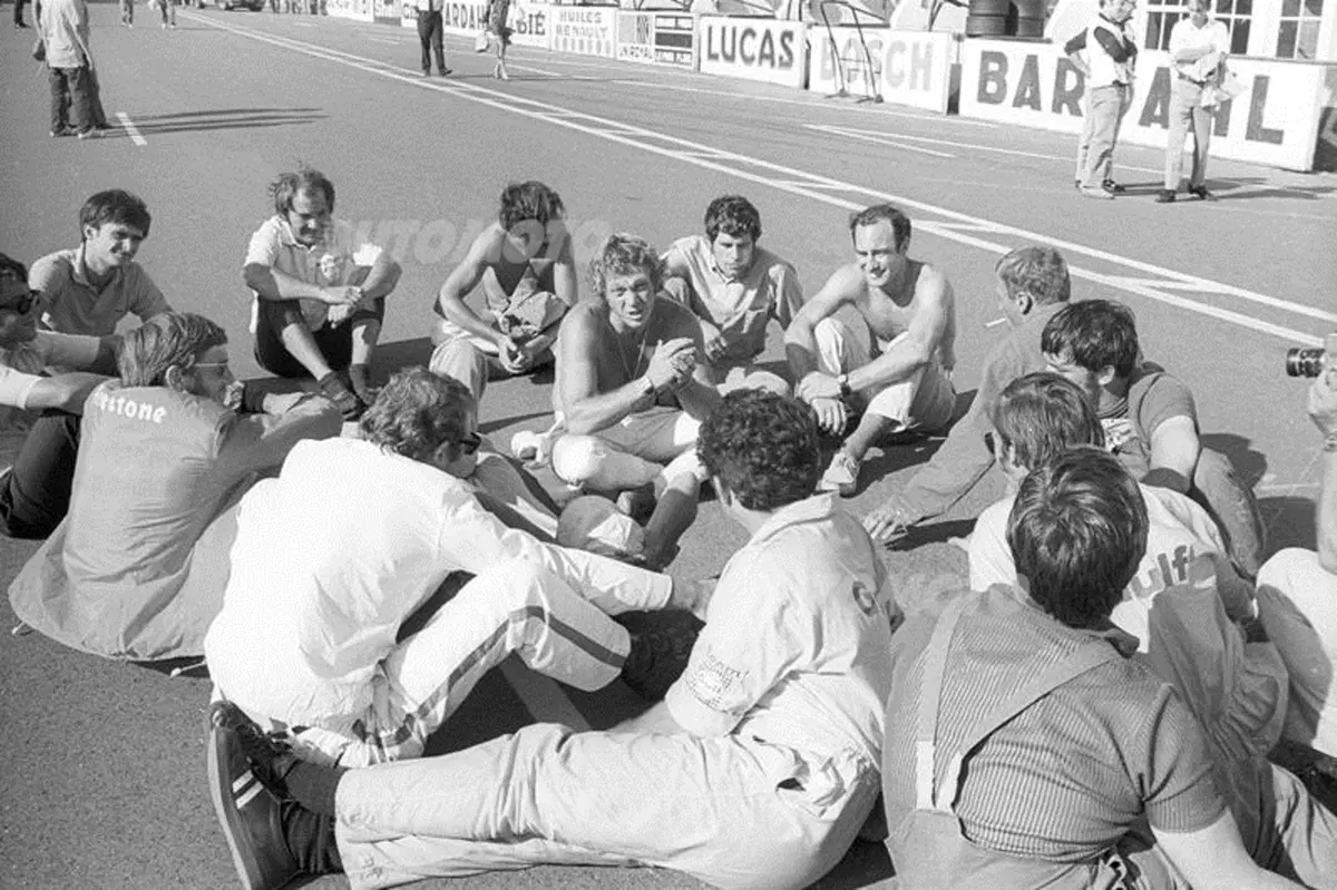 Steve McQueen: Una vita spericolata, passione Le Mans (9)