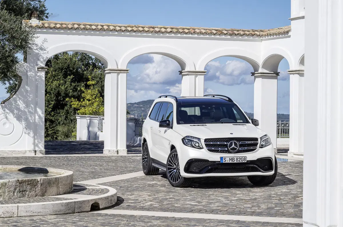 Mercedes GLS: arriva la Classe S dei SUV (5)