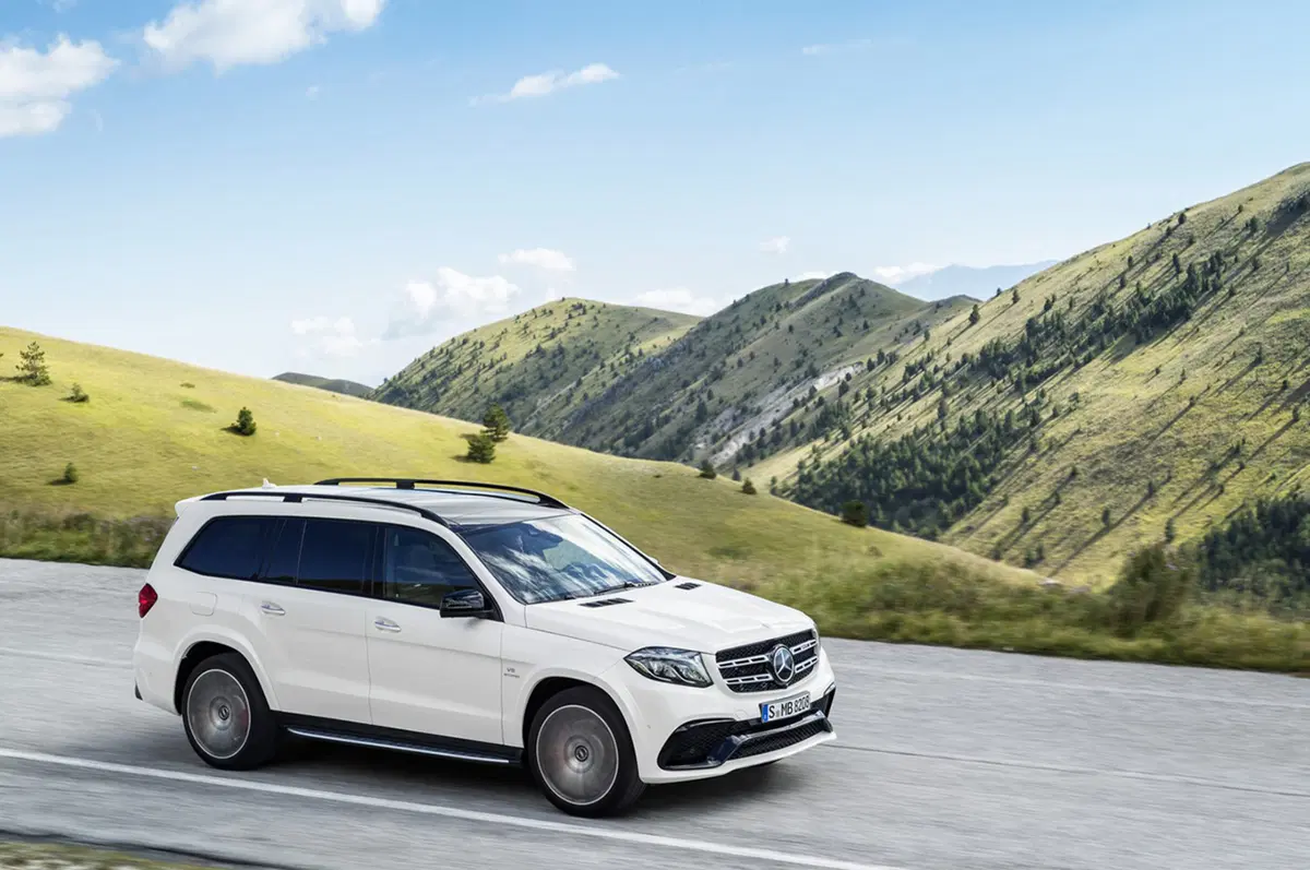 Mercedes GLS: arriva la Classe S dei SUV (7)