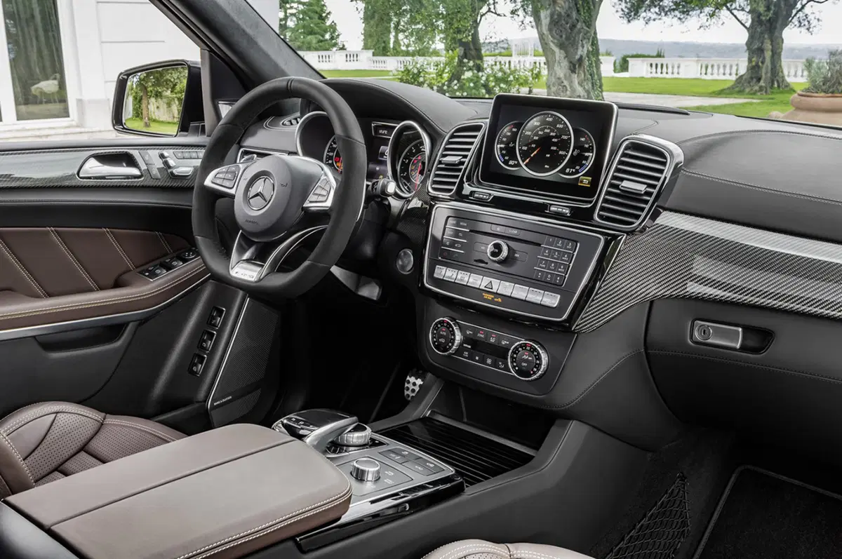 Mercedes GLS: arriva la Classe S dei SUV (18)
