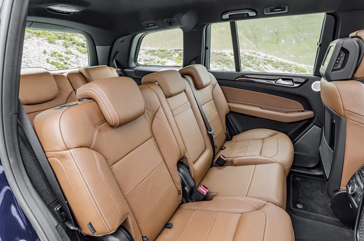 Mercedes GLS: arriva la Classe S dei SUV (21)