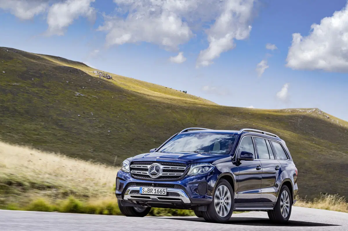 Mercedes GLS: arriva la Classe S dei SUV (26)