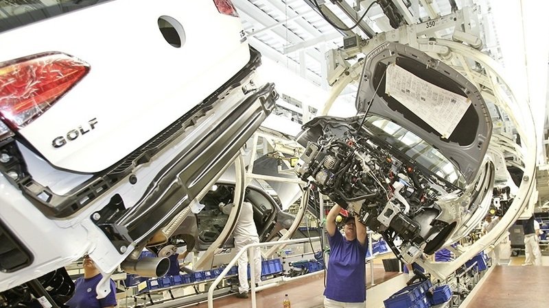 Volkswagen nei guai anche per i benzina: irregolari le emissioni di CO2