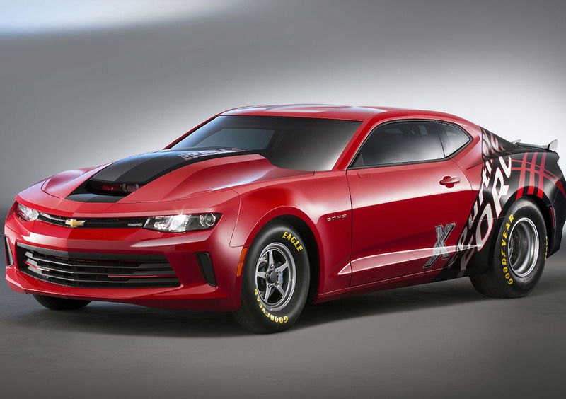 Chevrolet COPO Camaro: un paracadute per frenarla