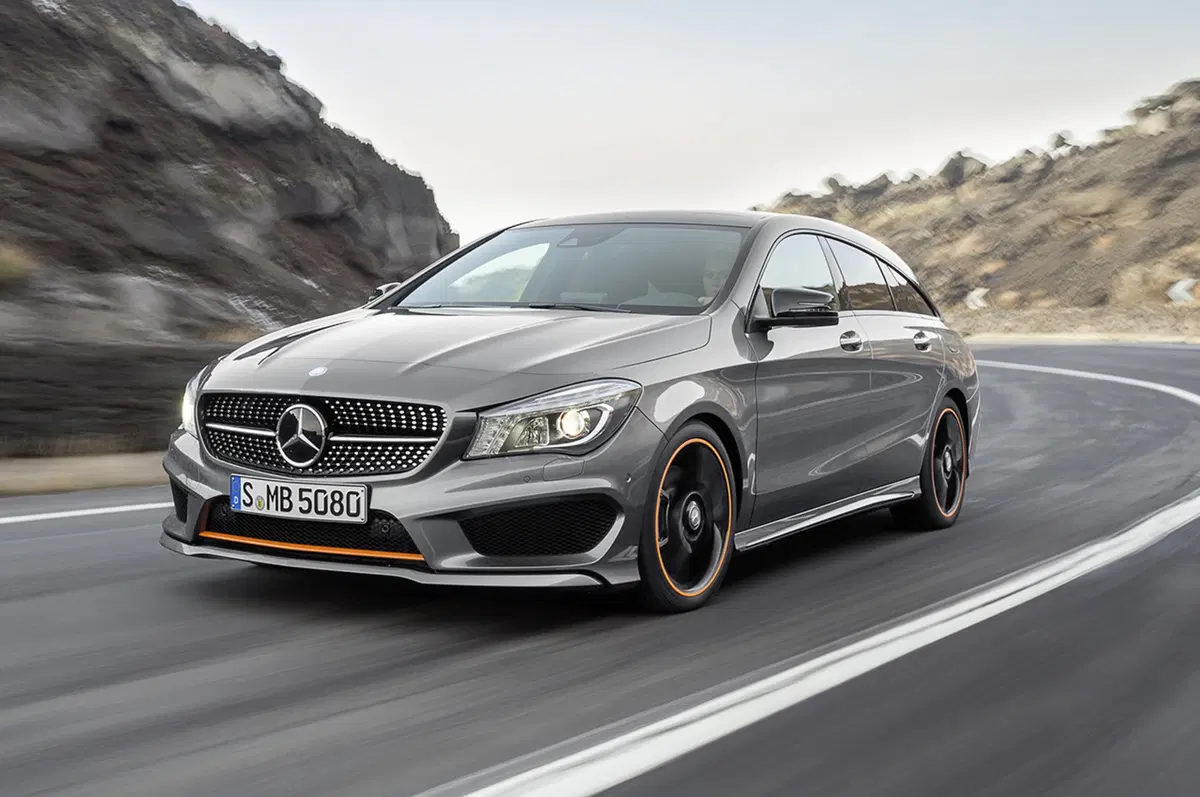 Mercedes CLA Dark Night (2)