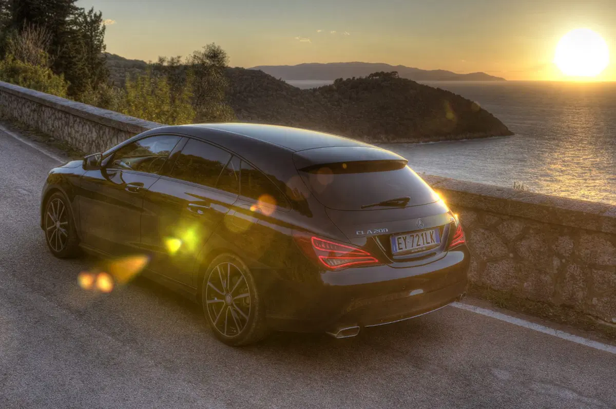Mercedes CLA Dark Night (7)