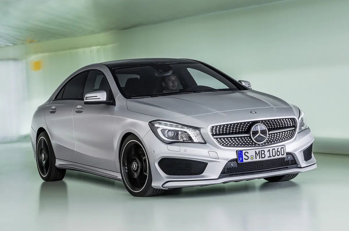 Mercedes CLA Dark Night (16)