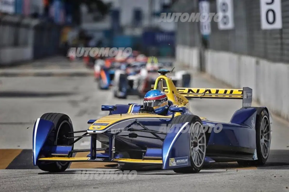 Formula E, ePrix di Putrajaya: pole per Buemi (13)