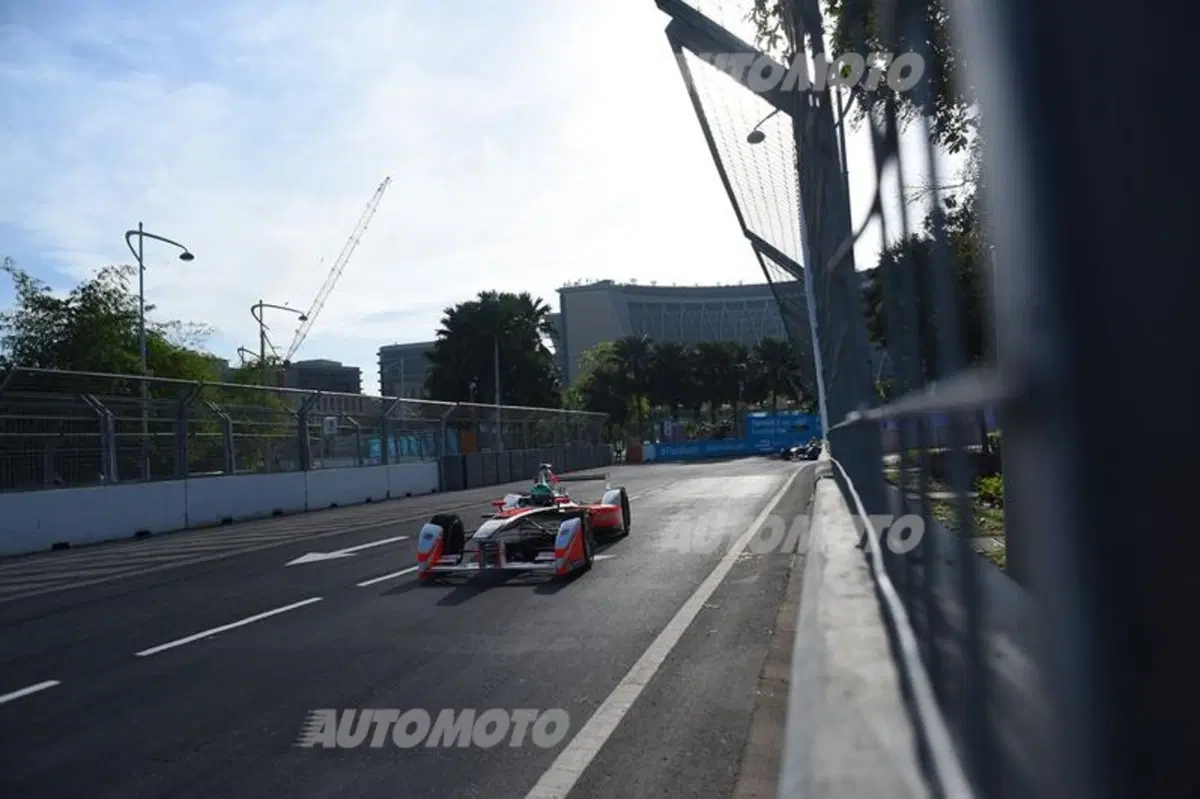 Formula E, ePrix di Putrajaya: pole per Buemi (18)