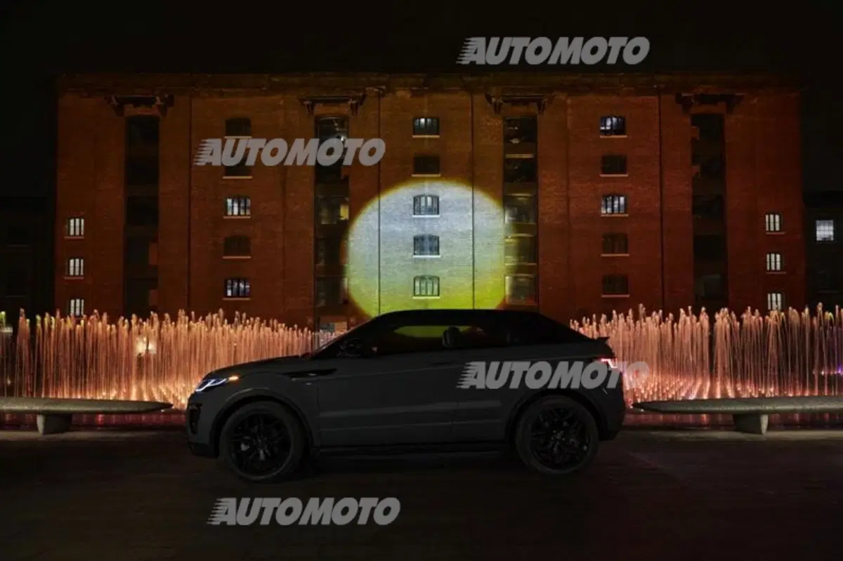 Range Rover Evoque Convertible, come lei non c'è nessuna (26)