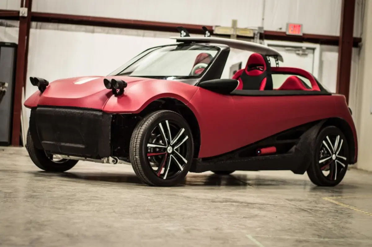 Local Motors Swim: quadriciclo stampato in 3D, tra Lego e carbonio