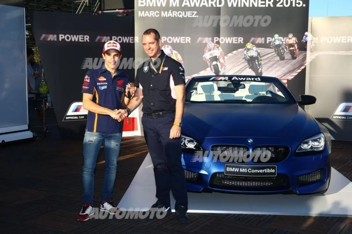 Marc Marquez: dopo le polemiche con Rossi BMW gli regala una M6 Cabrio (3)
