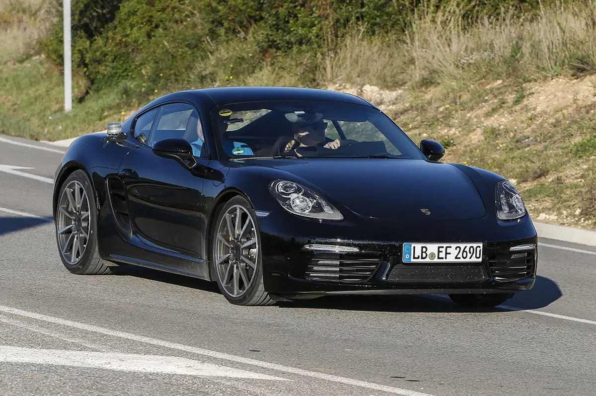Porsche Cayman restyling: in arrivo con il 4 cilindri boxer?