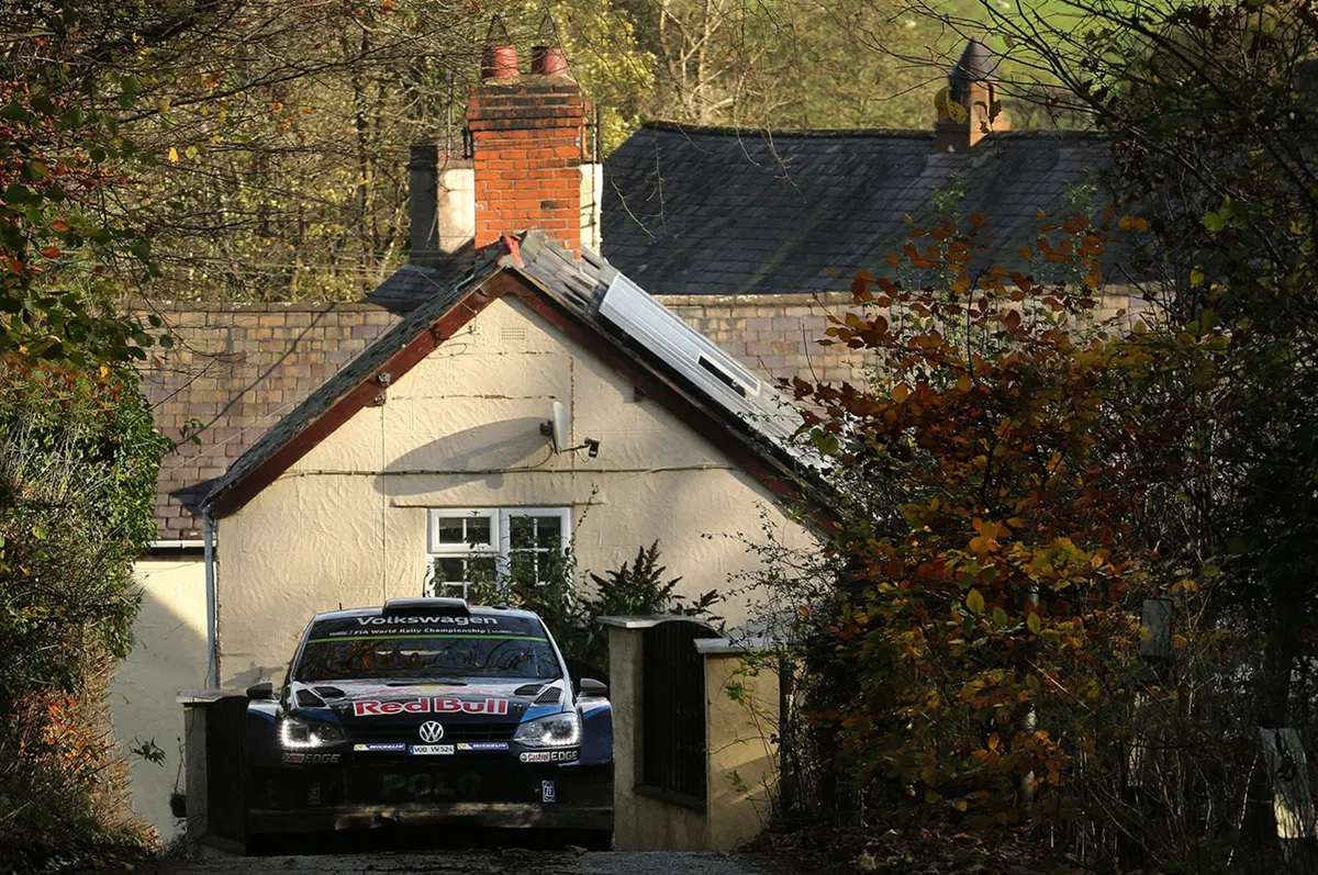 WRC GB 2015: misteri e certezze, e lo shakedown è di Ogier (10)