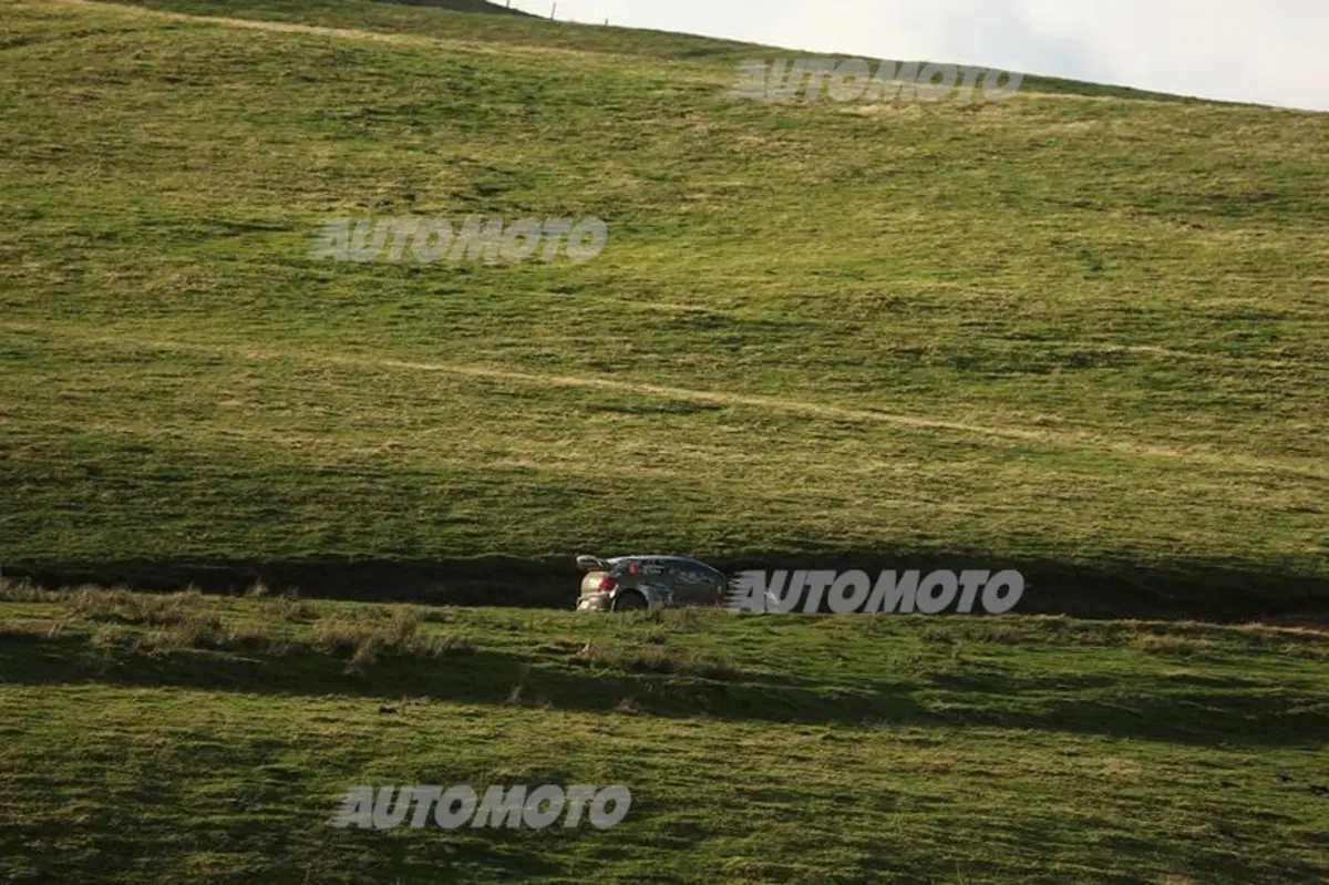 WRC GB. Day 1, Ogier (VW), Meeke, Mikkelsen (23)