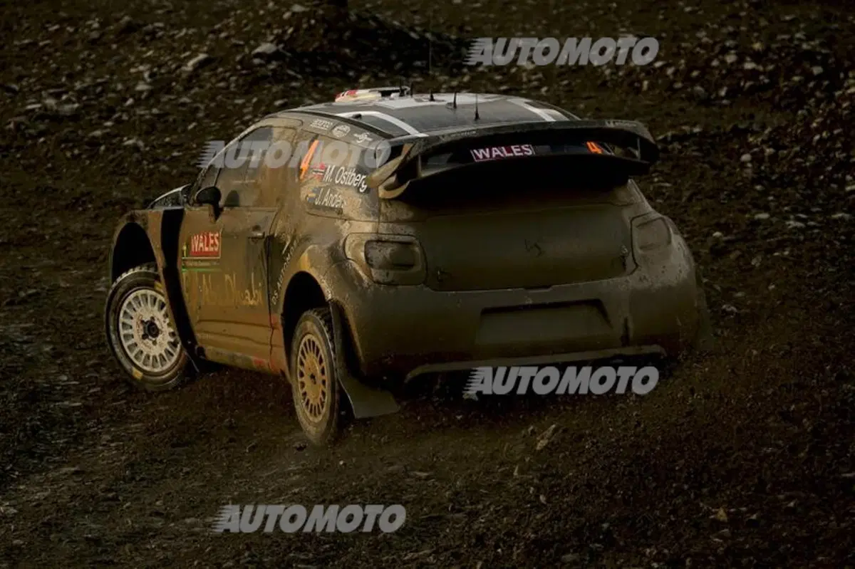 WRC GB. Day 1, Ogier (VW), Meeke, Mikkelsen (25)