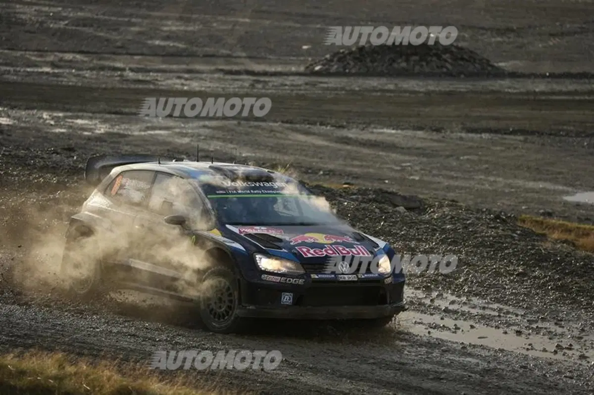 WRC GB. Day 1, Ogier (VW), Meeke, Mikkelsen (29)