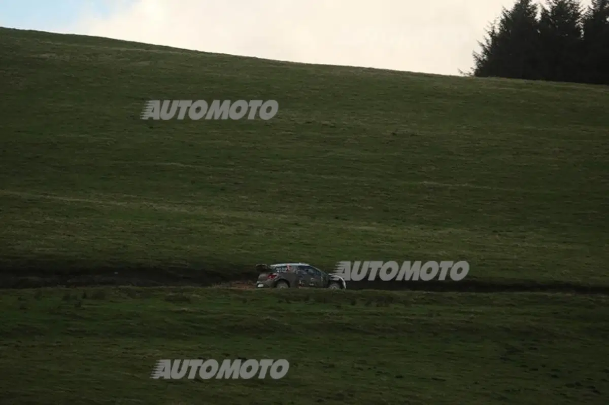 WRC GB. Day 1, Ogier (VW), Meeke, Mikkelsen (30)