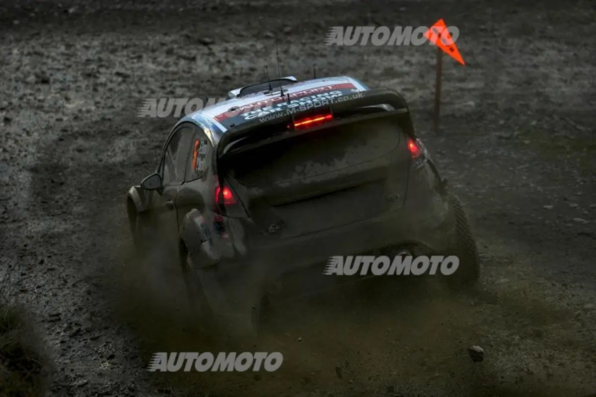 WRC GB. Day 1, Ogier (VW), Meeke, Mikkelsen (32)