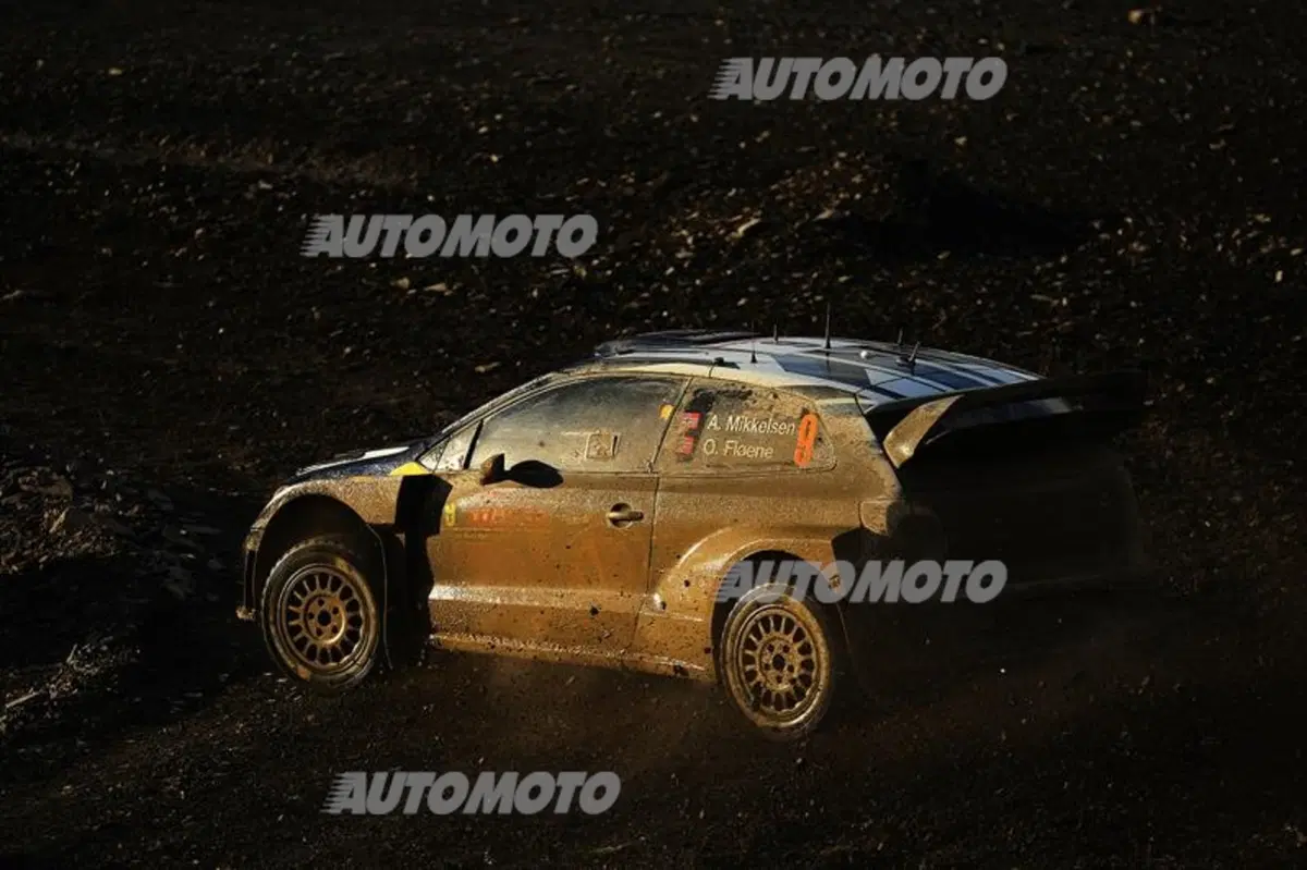 WRC GB. Day 1, Ogier (VW), Meeke, Mikkelsen (34)