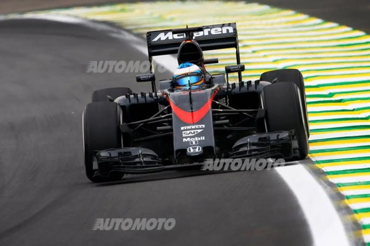 F1, Gp Brasile 2015, FP3: Hamilton davanti a tutti (14)