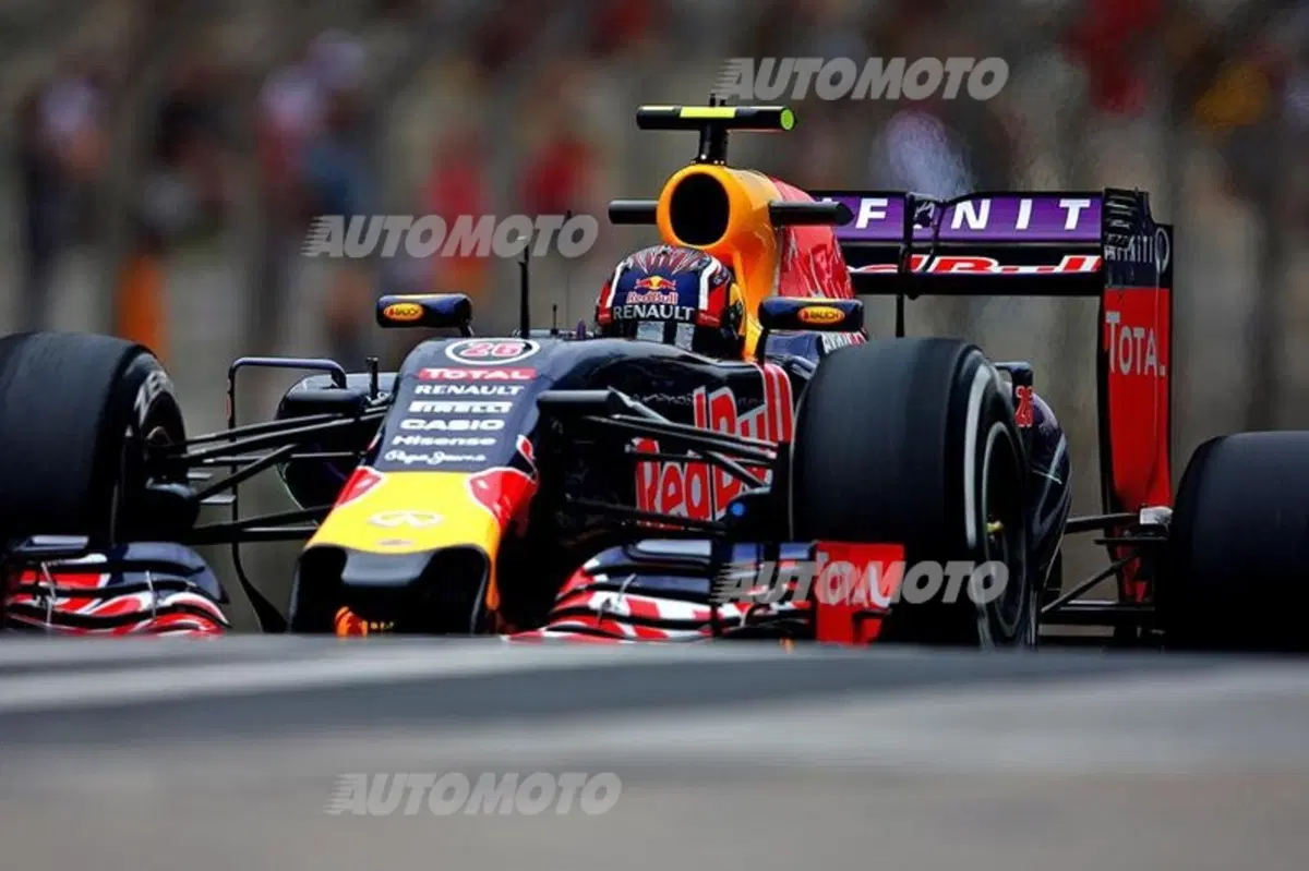 F1, Gp Brasile 2015: pole per Rosberg. Vettel terzo (5)