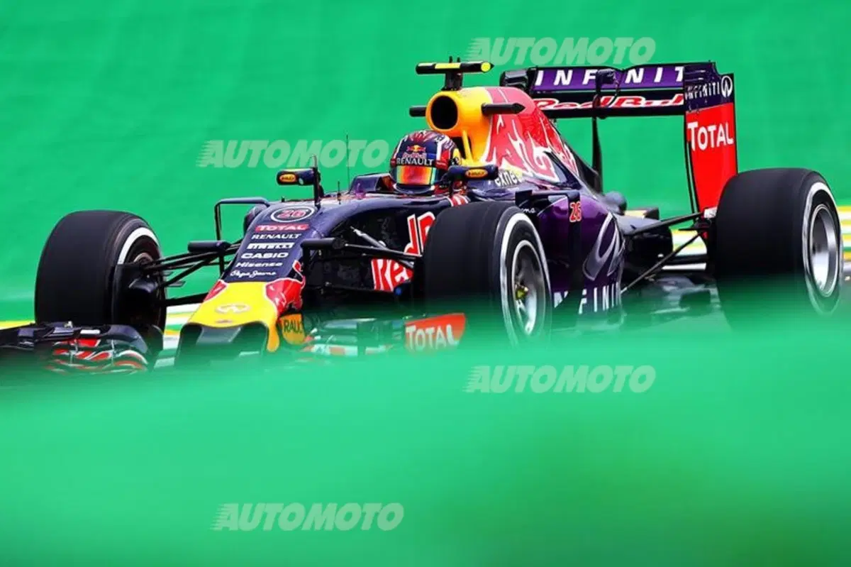 F1, Gp Brasile 2015: pole per Rosberg. Vettel terzo (7)