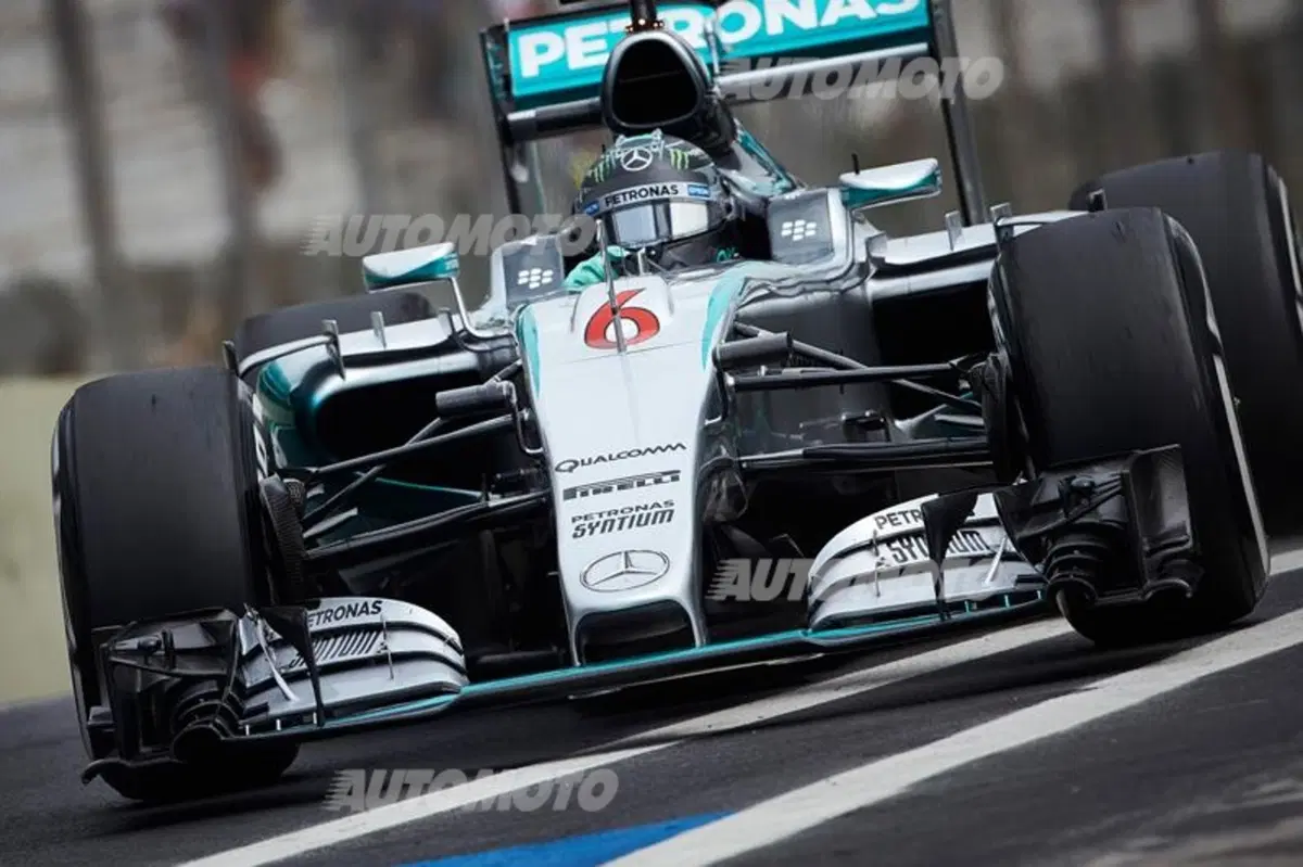 F1, Gp Brasile 2015: pole per Rosberg. Vettel terzo (24)