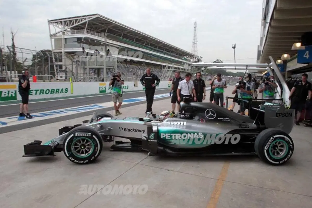 F1, Gp Brasile 2015: vince Rosberg. Vettel terzo (25)