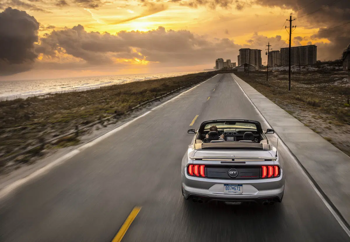 Ford Mustang GT California Special, allestimento old style (5)