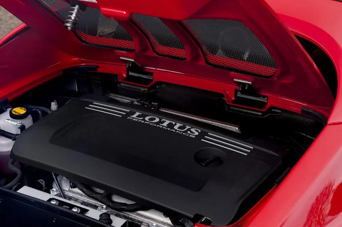 Lotus Elise: arrivano la Sport e la Sport 220 (2)