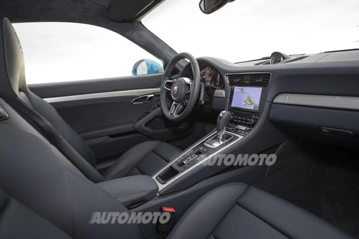 Porsche 911 restyling (991 II) (25)