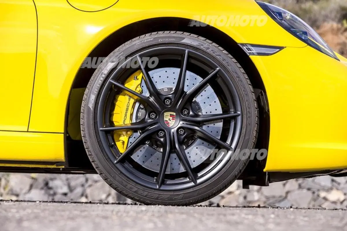 Porsche 911 restyling (991 II) (52)