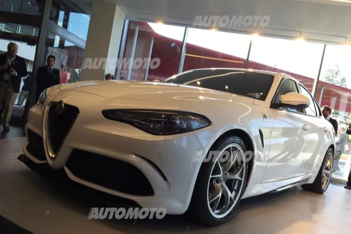 Alfa Romeo Giulia: la lista dei motori benzina e Diesel (18)