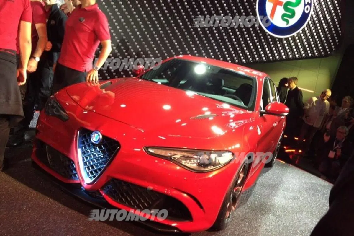 Alfa Romeo Giulia: la lista dei motori benzina e Diesel (20)