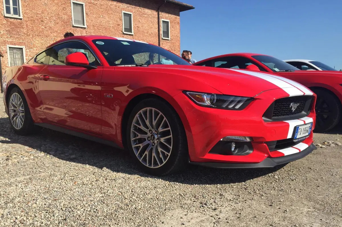 Ford Mustang: un raduno per sognare [Video] (2)