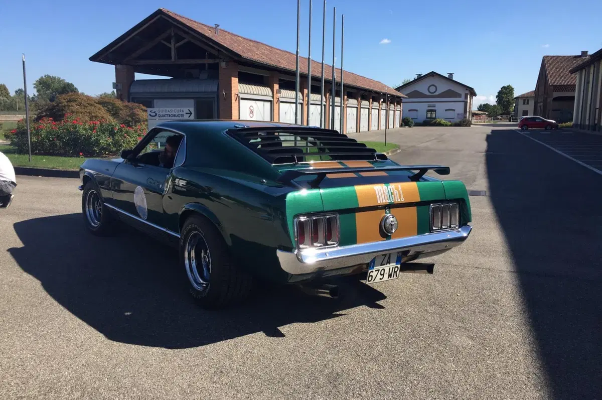 Ford Mustang: un raduno per sognare [Video] (12)