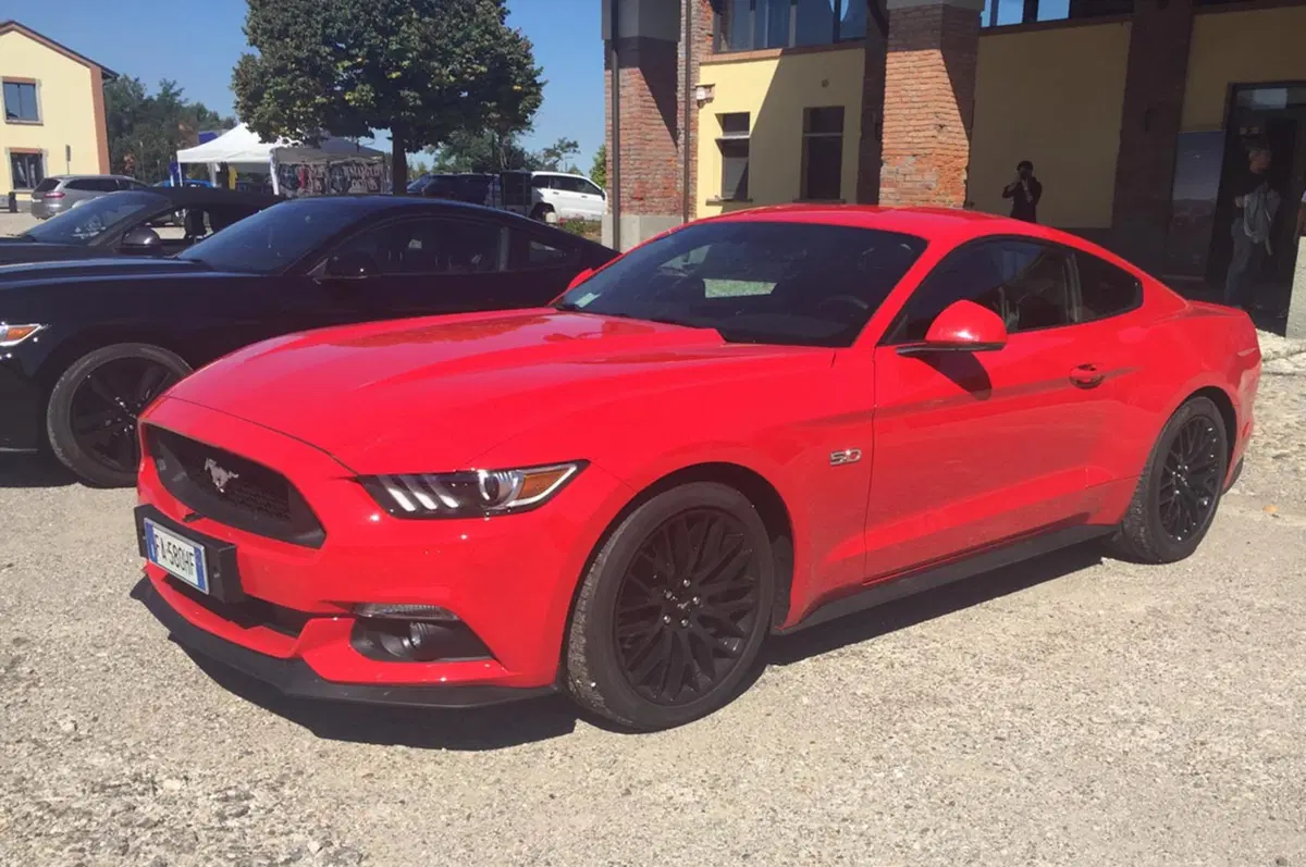 Ford Mustang: un raduno per sognare [Video] (13)