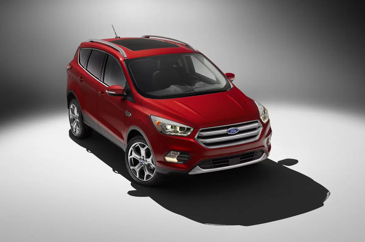 Ford Escape restyling: da noi arriverà come Kuga (7)