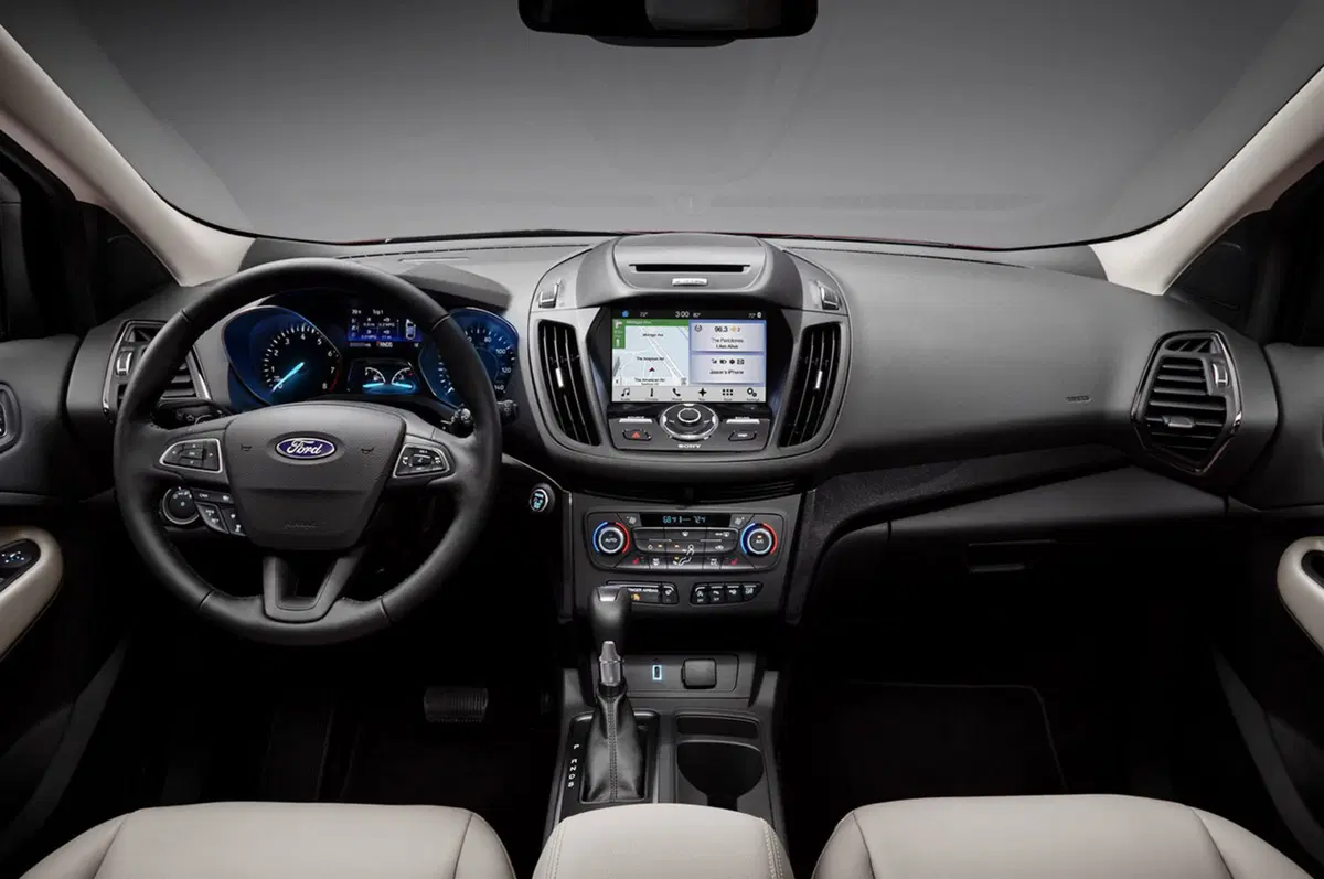 Ford Escape restyling: da noi arriverà come Kuga (8)