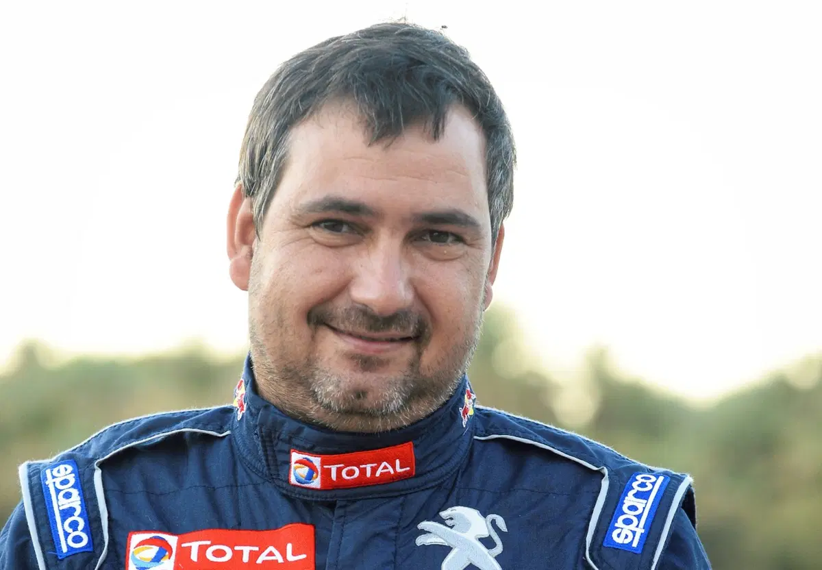 Dakar 2016. Esteso l’accordo tra Peugeot e Sébastien Loeb (25)