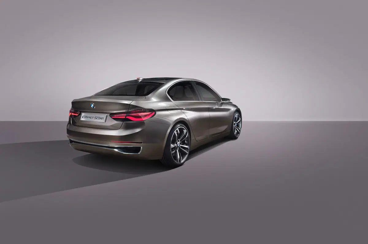 BMW Compact Sedan Concept: la prossima Serie 1 berlina (12)