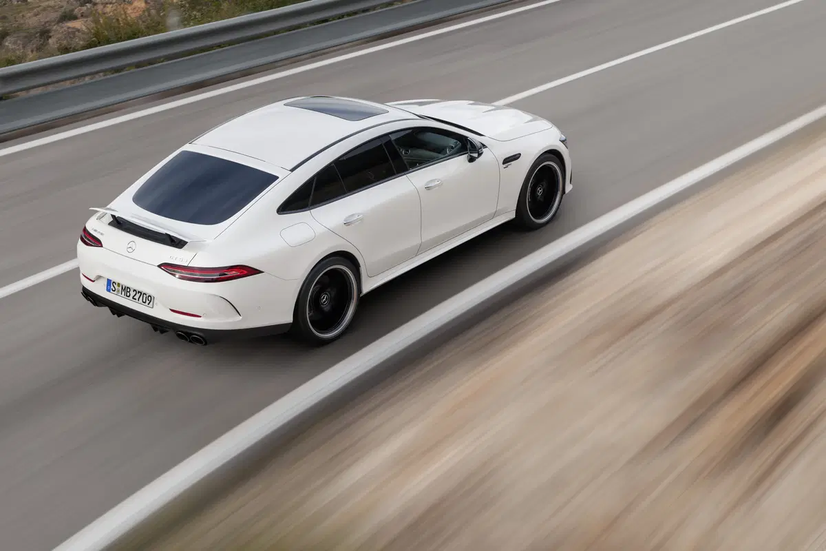 Mercedes-AMG GT, eccola in azione: sound e traversi [Video] (7)
