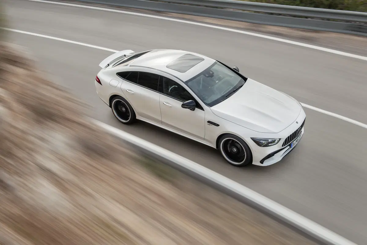 Mercedes-AMG GT, eccola in azione: sound e traversi [Video] (6)