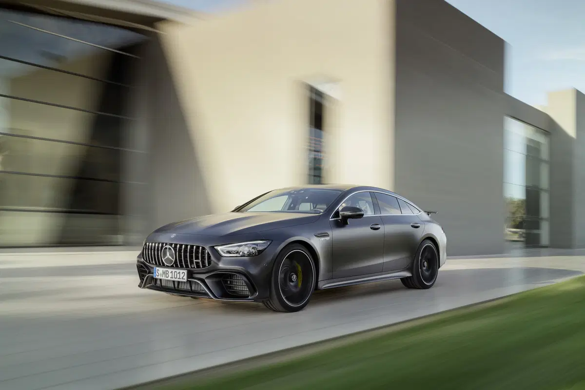 Mercedes-AMG GT, eccola in azione: sound e traversi [Video] (10)