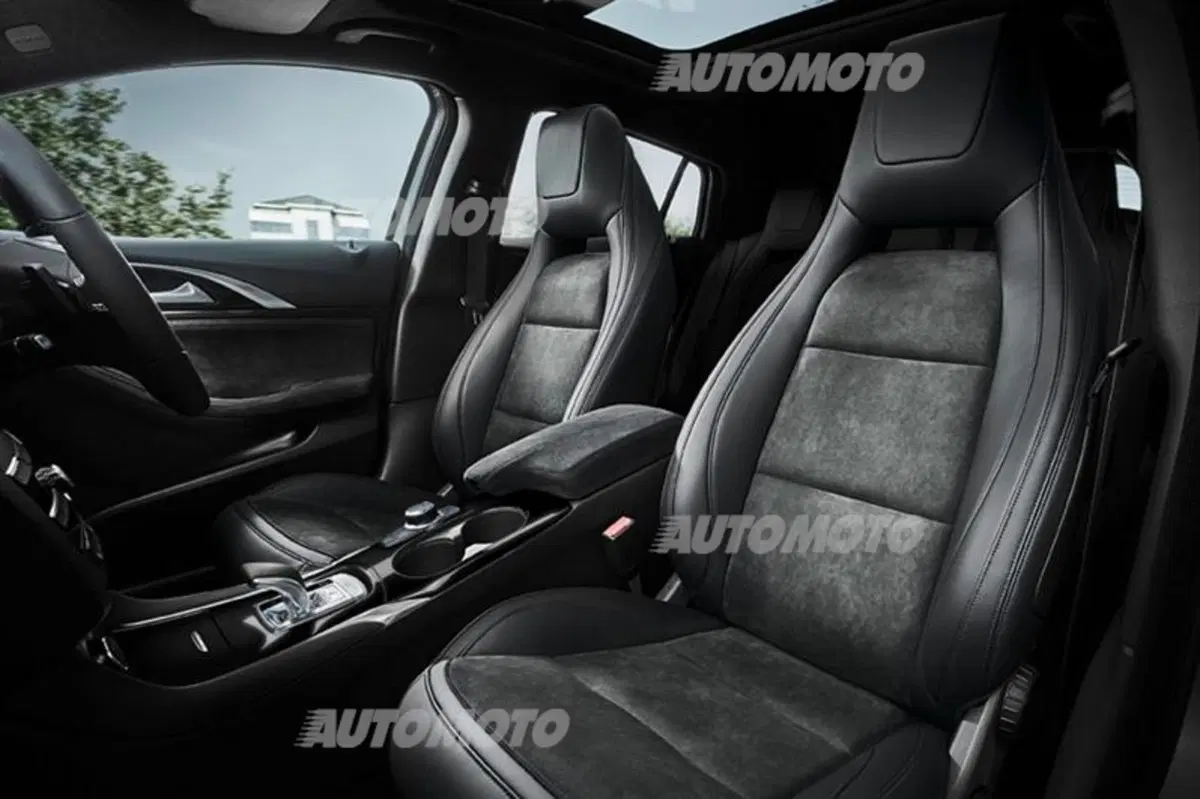 Infiniti Q30 (29)
