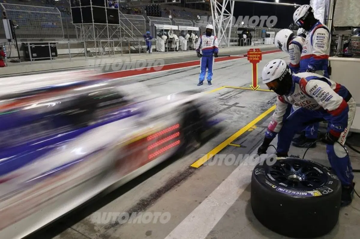 WEC 2015: Porsche vince in Bahrain e conquista il Titolo Piloti (37)