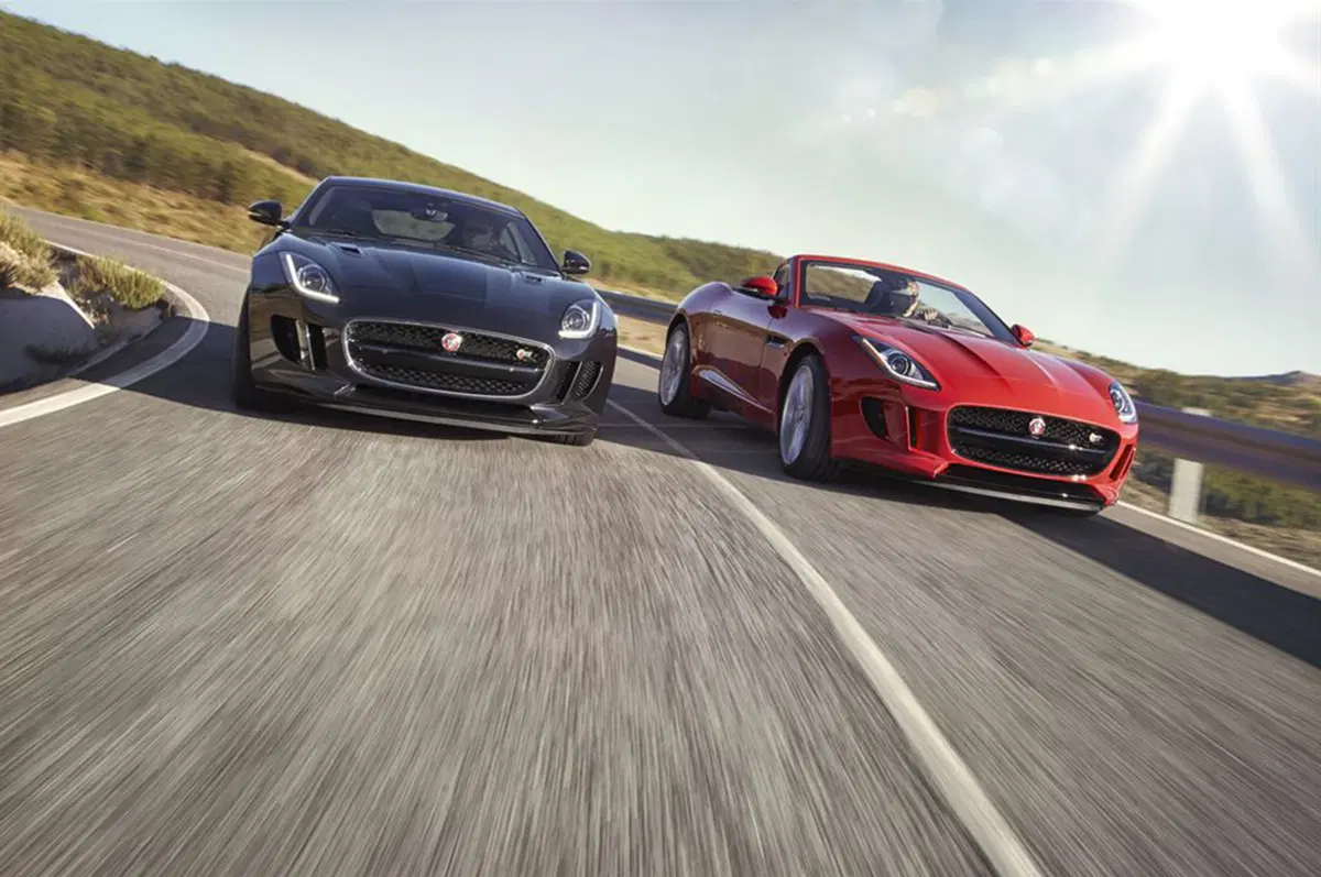 Jaguar F-Type R (26)
